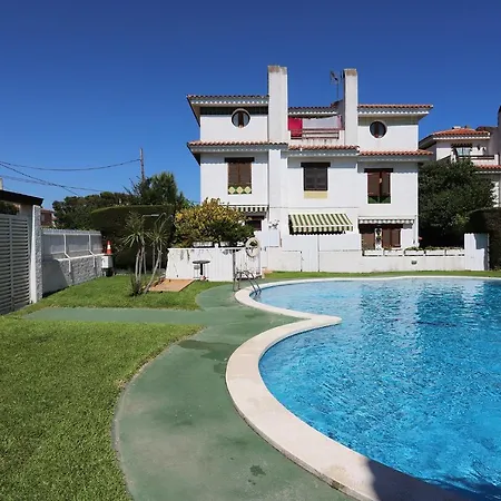 Holiday home At112 Bages *